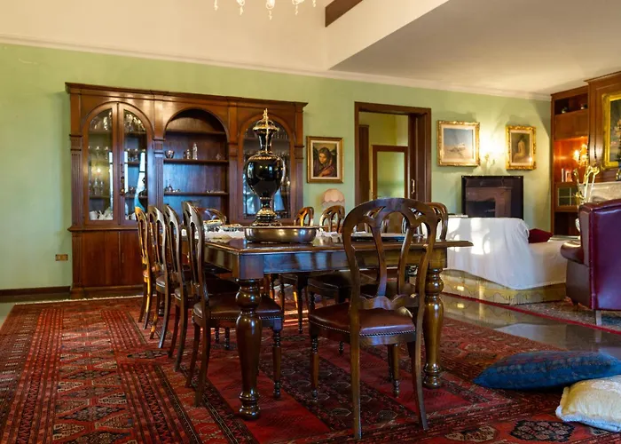 Monaco Bed and Breakfast 4*